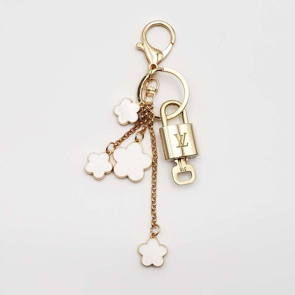 100% Auth Louis Vuitton Lock & Key with unbranded Bagcharm, Keycharm, Keychain - Picture 3 of 9